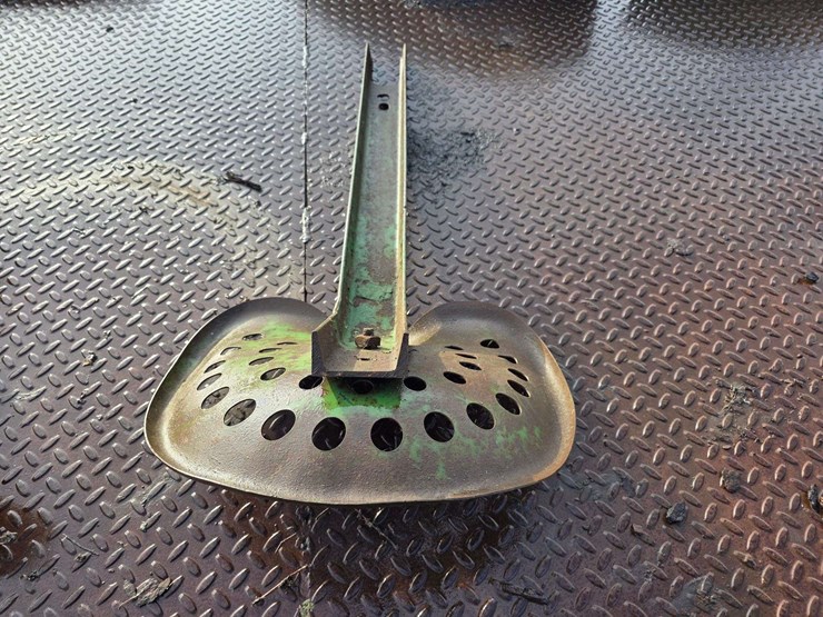 john-deere-seat-image-4