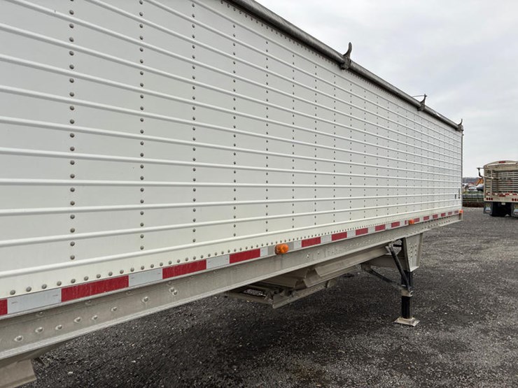 wilson-hopper-bottom-image-54