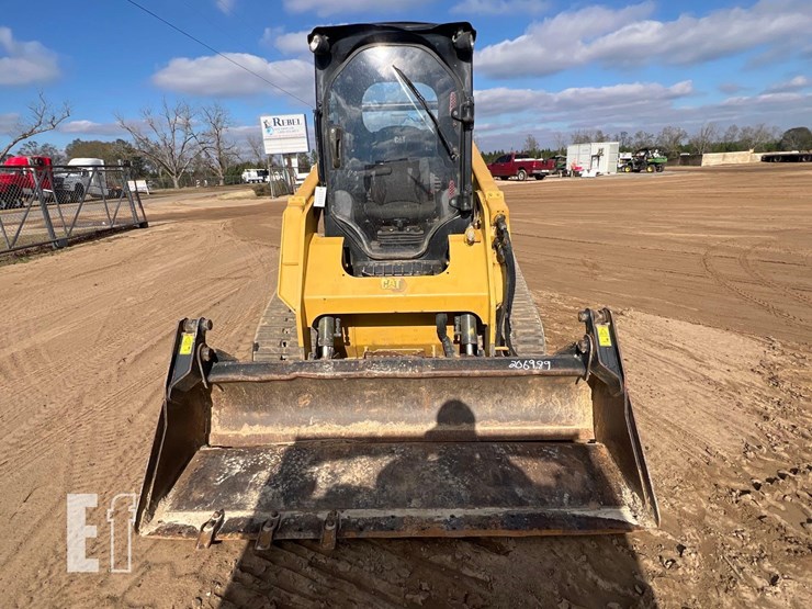 2020-caterpillar-259d3-image-7