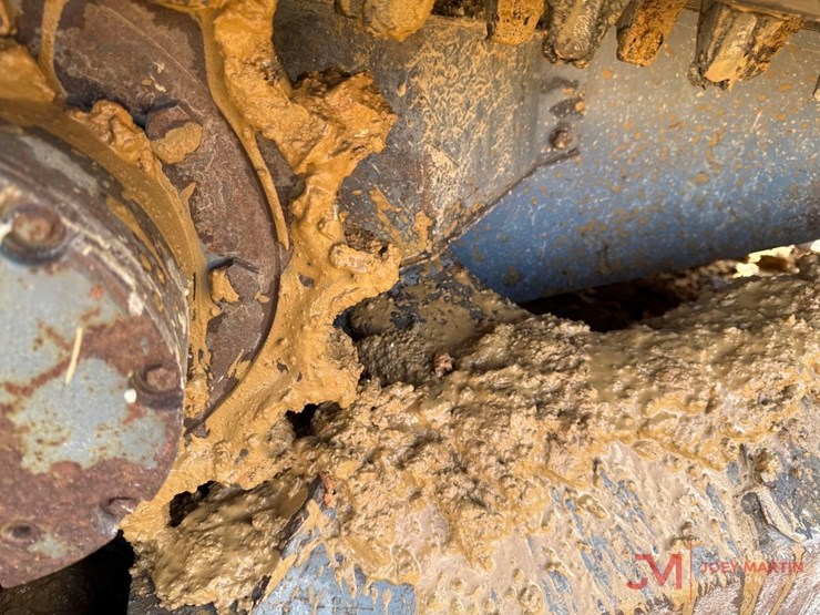 takeuchi-tl10v2-image-11