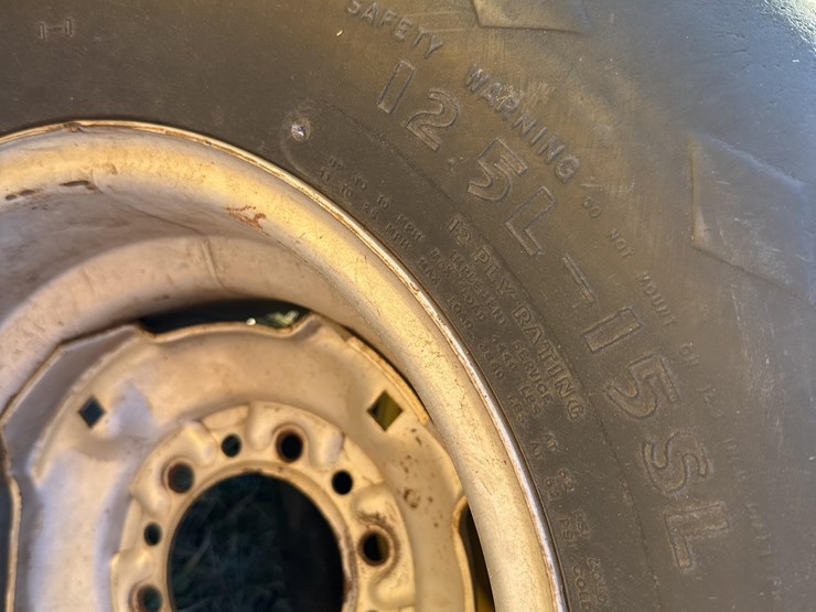 various-mounted-tires-&-rims-image-9