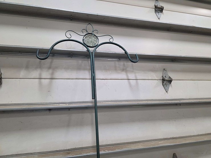 2-shovels,-shepards-hook,-post-hole-digger,-15-amp-outdoor-timer-image-2