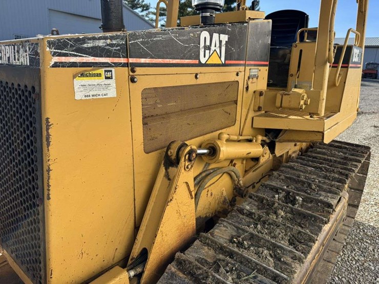 caterpillar-d3c-xl-image-8