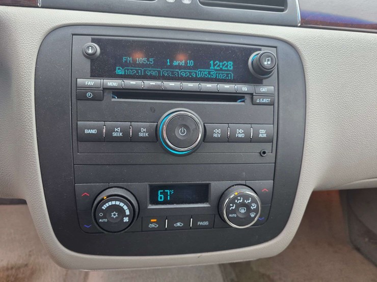2006-buick-lucerne-cxl,-216,480-miles,-cruise,-am/fm/cd,-dual-climate-control,-heated-leather-seats,-image-39