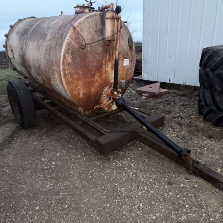Liquid Manure Vacuum Tank, 540 PTO, Approx 1500 Gal