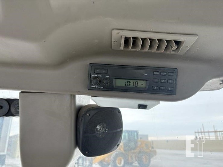 2006-case-580sm-image-18