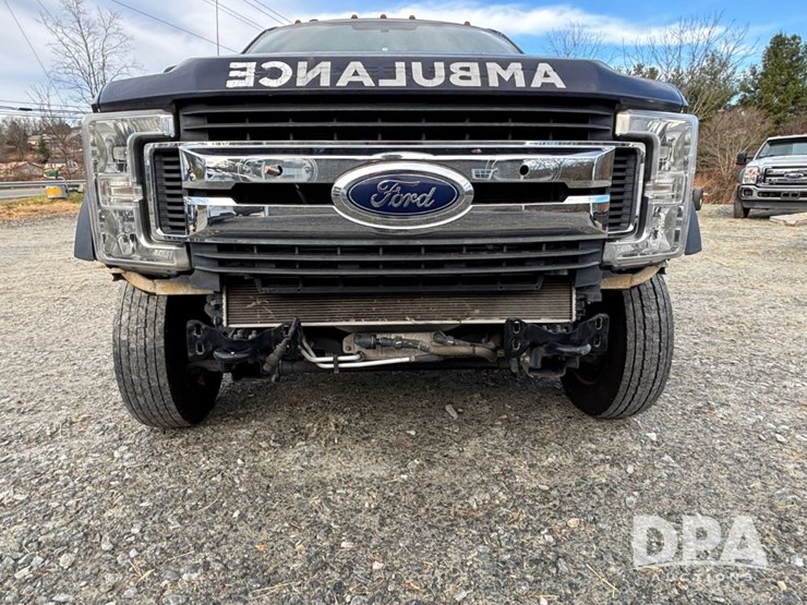 ford-f450-image-16