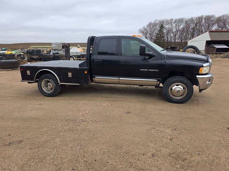 2005-dodge-ram-3500-image-6