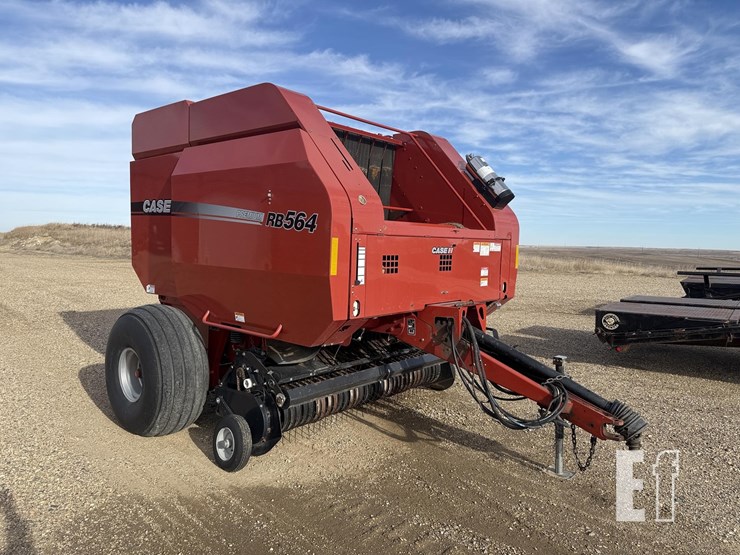 2013-case-ih-rb564-image-1