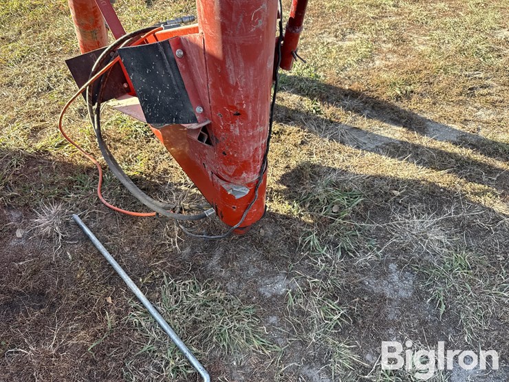 westfield-hydraulic-drive-6”-drill-fill-image-15