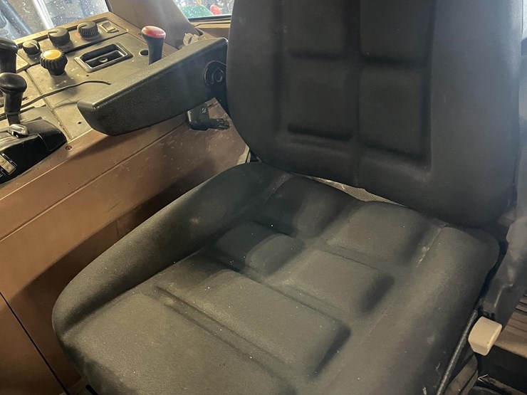 john-deere-7200-image-10