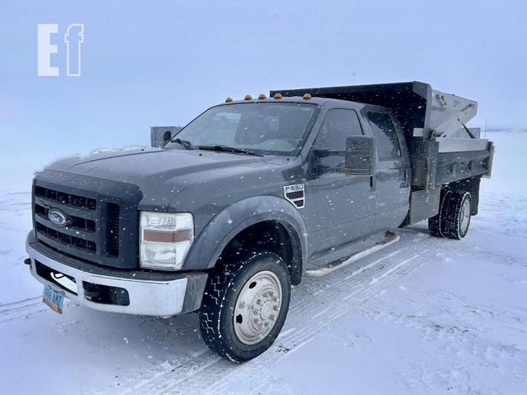 ford-f550-xl-image-1