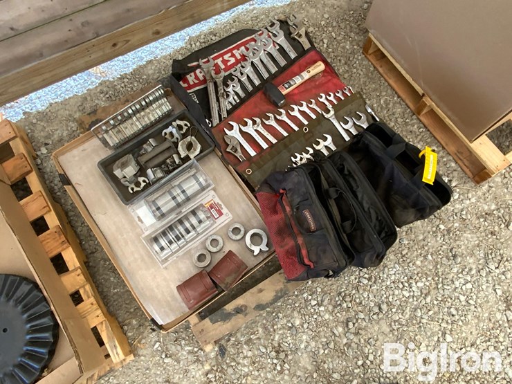 pallet-of-farm-support-image-3