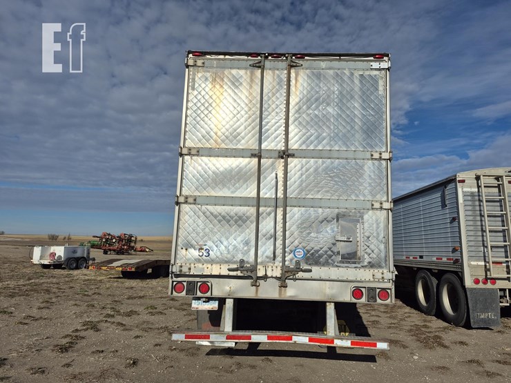 2002-utility-3000r-image-5