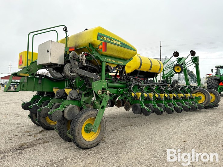 2012-john-deere-1770nt-ccs-image-5