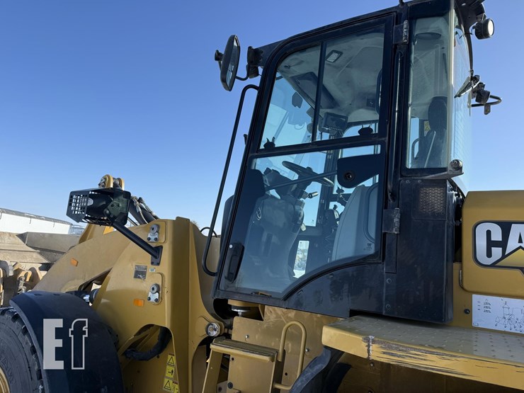 caterpillar-920-image-24