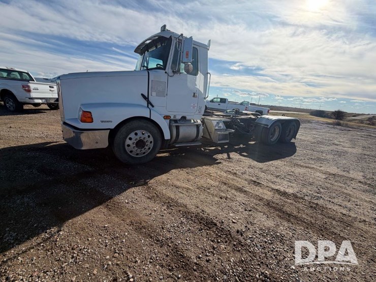 1997-volvo-f16-image-19