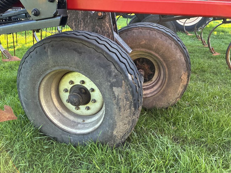 case-ih-200-image-42