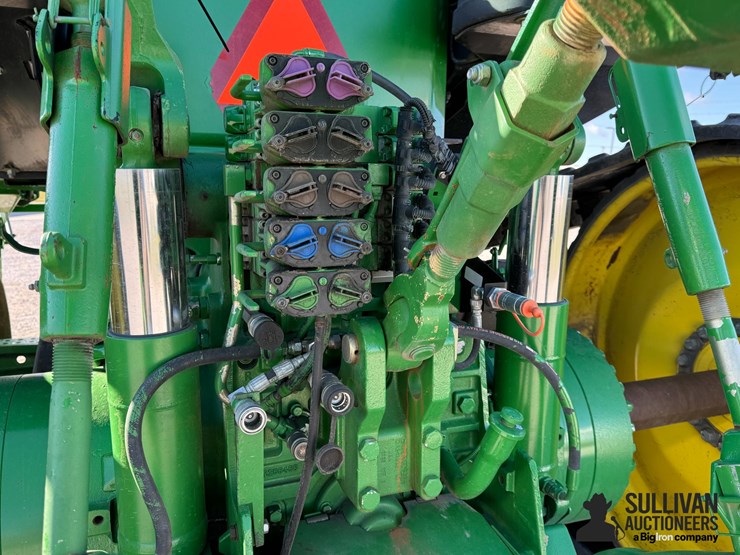 john-deere-8335rt-image-13