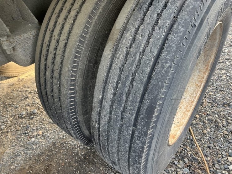 columbia-t/a-pup-trailer-image-11