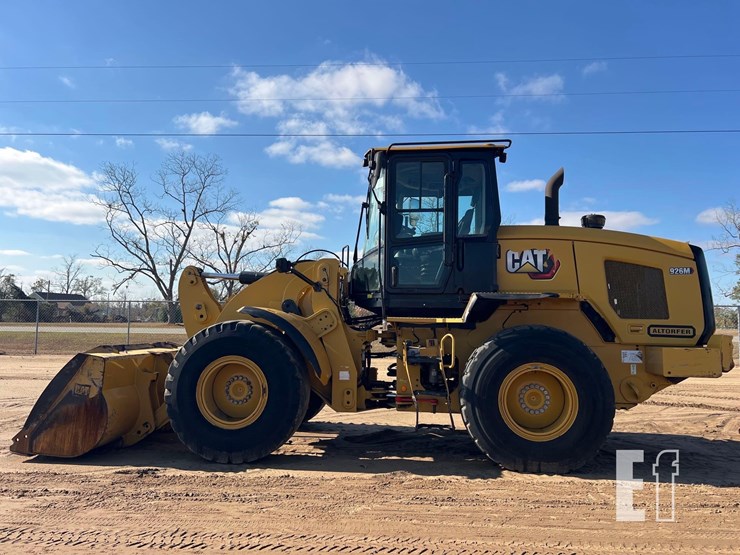 2021-caterpillar-926m-image-1