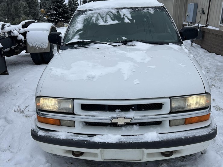 chevrolet-s10-image-2