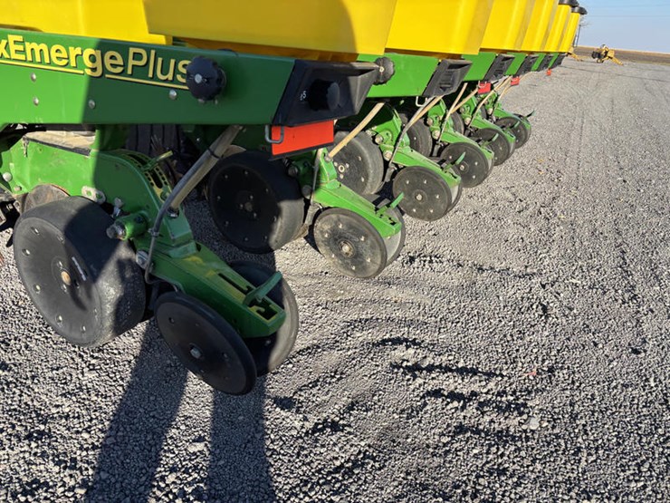 john-deere-db80-image-25