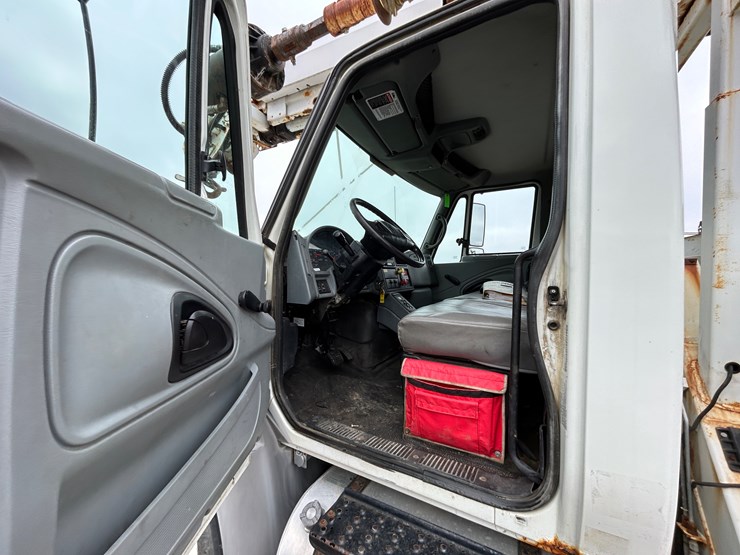 international-durastar-4300-image-15