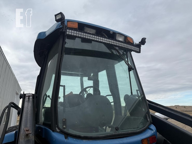 1998-new-holland-tv140-image-34