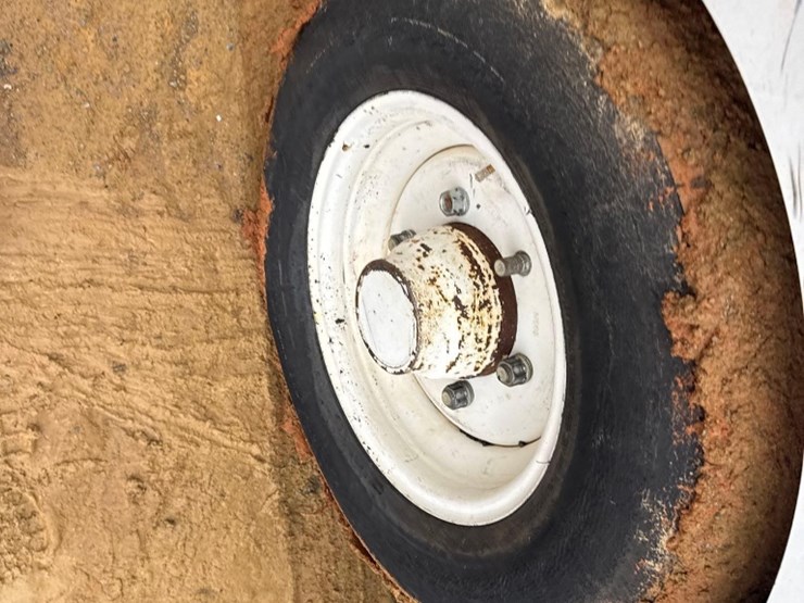 roadtec-fb-100e-sweeper-image-11