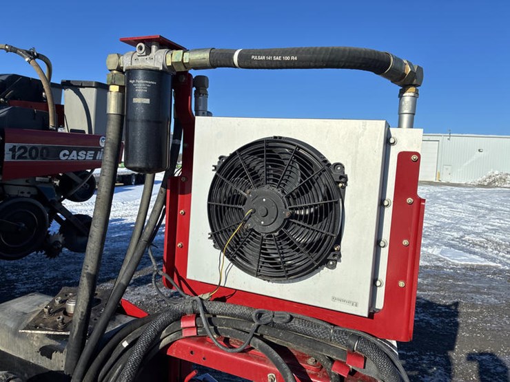 case-ih-1200-image-12
