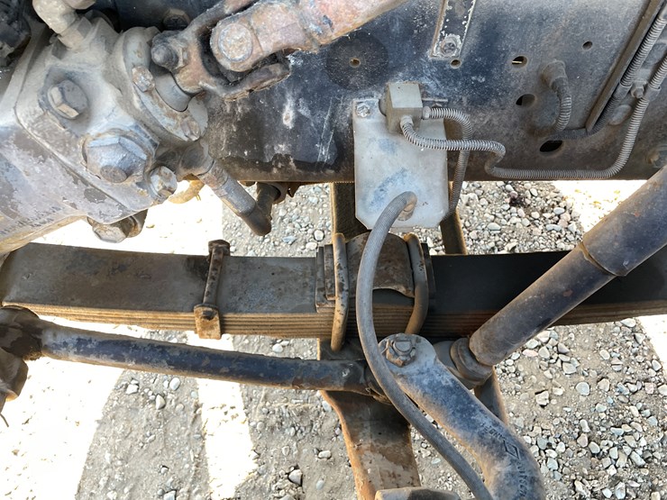 international-4700-image-30