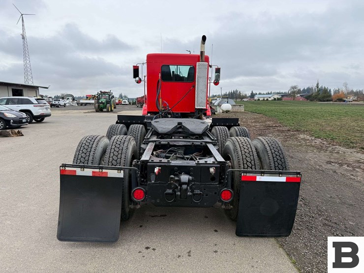 2004-kenworth-t800-image-4