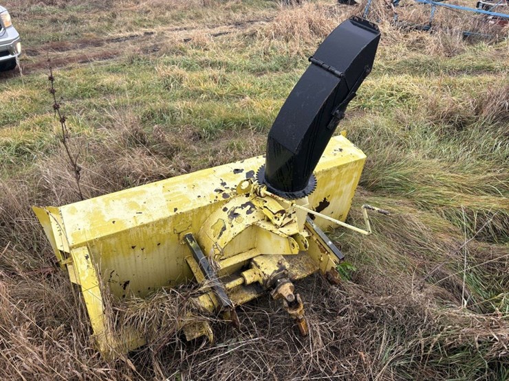 lorenz-6’-snowblower,-540-pto,(missing-1/2-shaft),-manual-turn-spout-image-1