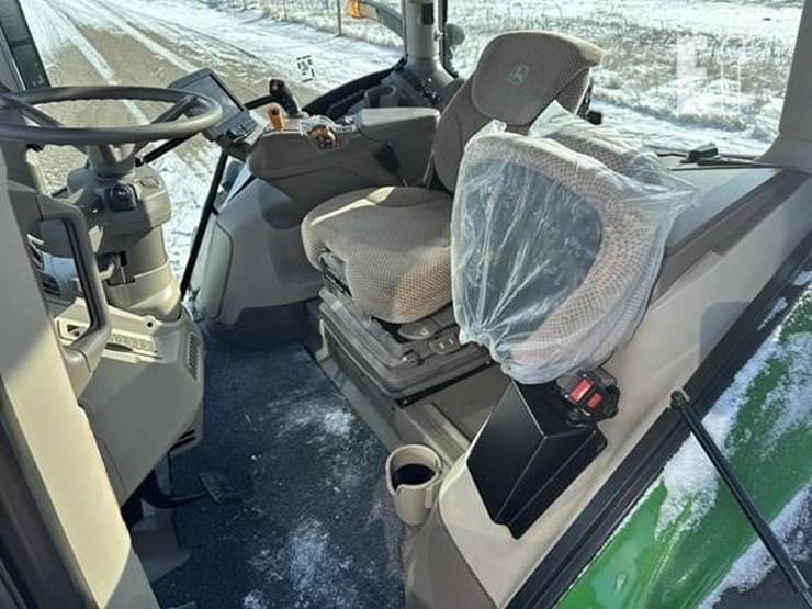 2023-john-deere-6r-155-image-51