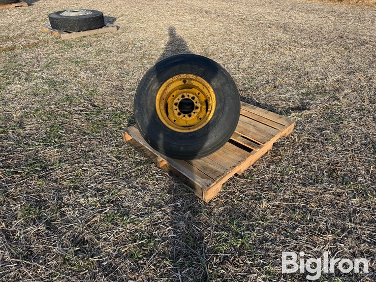 11l-15-tires-image-5