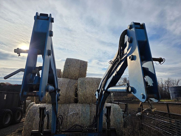 new-holland-72la-image-12