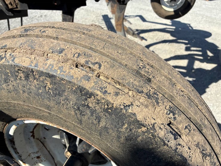 earthmaster-1165-image-38