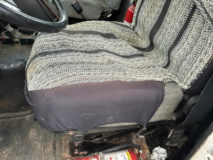 case-ih-8100-image-73