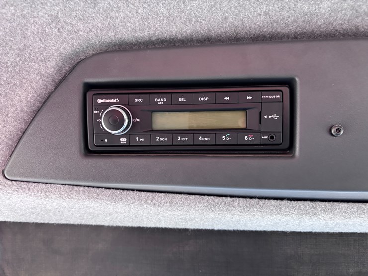 2023-doosan-da30-image-31