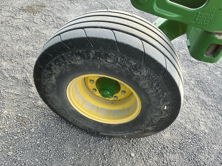 john-deere-2210-image-17