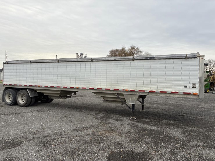 wilson-hopper-bottom-image-11