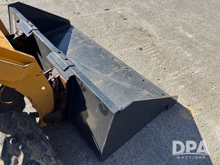 2024-caterpillar-289d3-image-44