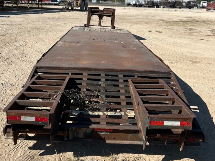 25-tandem-dual-gooseneck-trailer-image-5