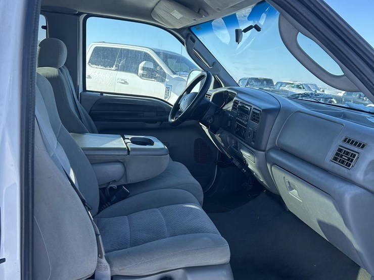 2003-ford-f350-xlt-image-34