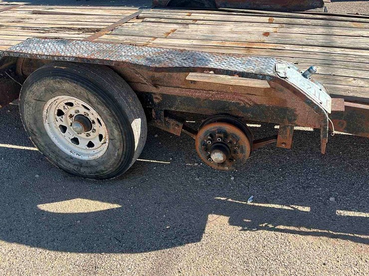 2010-maxey-welding-20-t/a-gooseneck-trailer-image-5