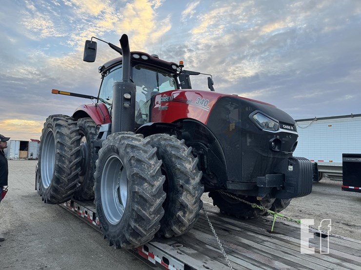 2022-case-ih-magnum-340-image-2