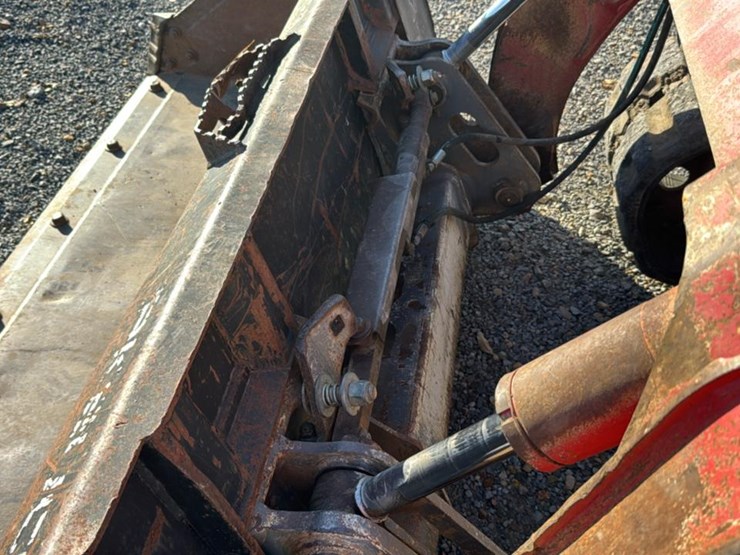 takeuchi-tl12-image-26