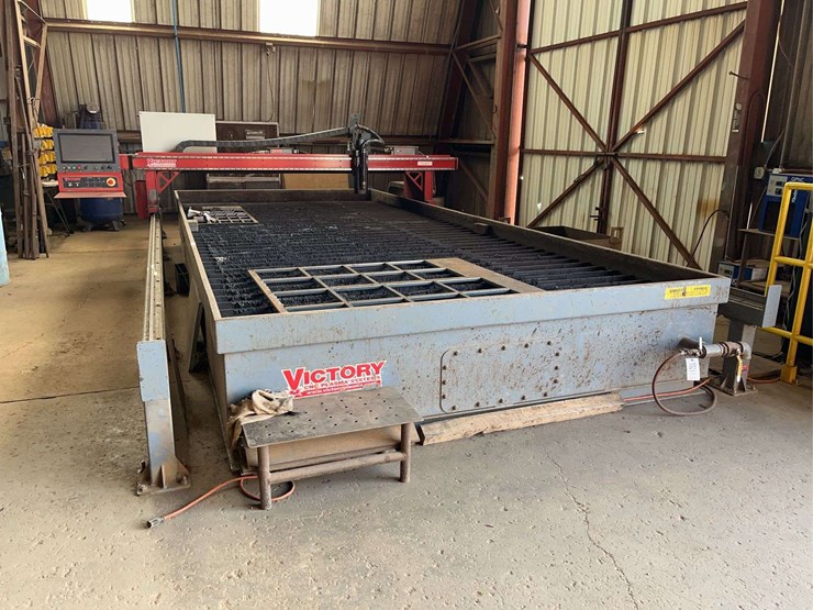 2020-8'-x-20'-victory-cnc-plasma-cutting-table-image-2