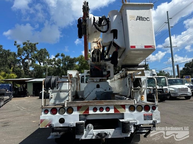 2007-international-durastar-4300-image-4